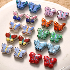 Perles papillon en céramique peintes à la main de couleurs vives pour bijoux artisanaux