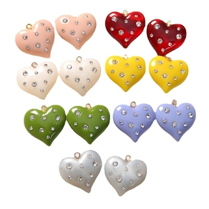 3D resin heart charms with rhinestones for DIY jewelry and phone case making