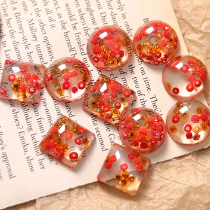 Minimalist clear resin beads charm in round and square shapes for DIY jewelry making