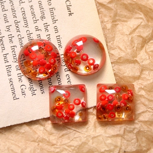 Transparent resin DIY charms set with colorful beads in round and square shapes