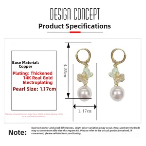 Détail de boucles d'oreilles papillon plaquées or 14K avec perles et zircon, 4,55cm