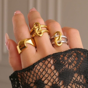 Minimalist 18K Gold Plated Stainless Steel Interlocking Double Layer Knot Ring For Women Fashion INS Style Jewelry Ring