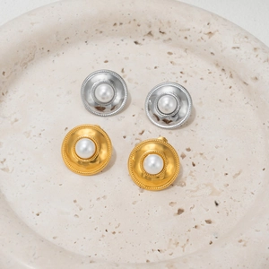 Vintage 18k gold and silver plated pearl earrings with twisted rope border on stone tray
