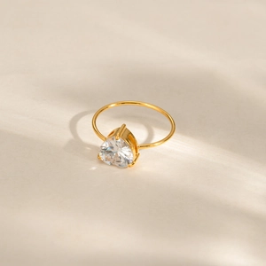 18K Gold Plated Stainless Steel Heart Ring For Women Elegant Rhinestone Inlaid Proposal Engagement Fashion Jewelry Gift