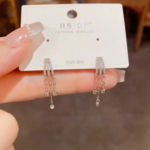 Elegantes pendientes de plata S925 con flecos de circonita en tres filas brillantes