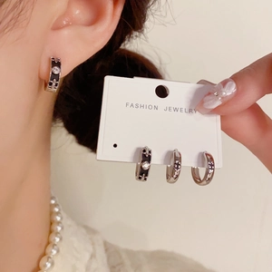 Vintage Gotische Koperen Strass Oorringen Voor Vrouwen Retro Zwart Emaille Kruis Ster Oorbellen Gepersonaliseerde Sieraden