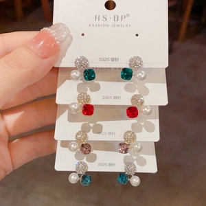 Elegante 14K Vergoldete Kupfer Ohrstecker Mit 925 Sterlingsilber Ohrstecker-Stift Eckige Zirkonia Künstliche Perlen Schmuck Für Damen