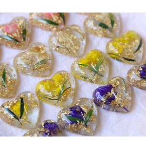 Handmade heart resin charms with real dried flowers and gold leaf for DIY jewelry making
