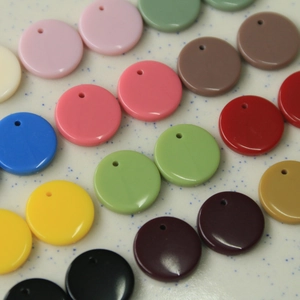 Bunte 16mm runde Acryl-Anhänger für DIY-Ohrringe und Schmuckherstellung Zubehör