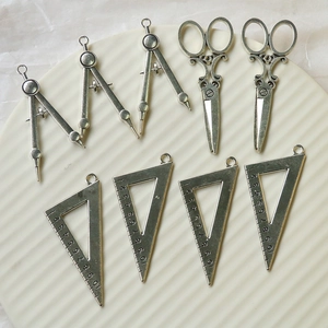 Vintage Alloy Distressed Stationery Charms Compass Ruler Scissors Pendant For DIY Jewelry Making Crafts Accessories Findings