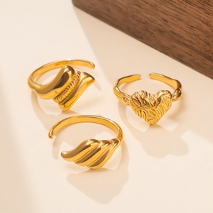 18K vergoldete Edelstahlringe im Set verstellbar mit Herz und Feder Design Mustern