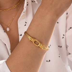 Bracciale rigido in acciaio inossidabile placcato oro 18k con maglie a forma di U