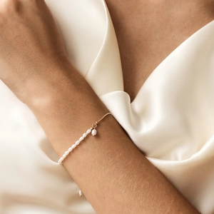 18K gold plated stainless steel bracelet with natural freshwater pearls for women
