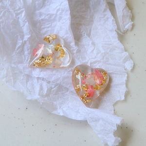 Handmade heart resin charm with gold foil and pink shells for DIY jewelry making