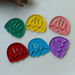 Transparante kwal bedeltjes van acryl in zes kleuren voor DIY sieraden maken