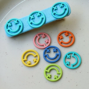 Ciondoli Faccina Sorridente in Lega Verniciata DIY Charms Tondi Sorriso Occhi a X per Fermagli Portachiavi Accessori per Creazione Gioielli