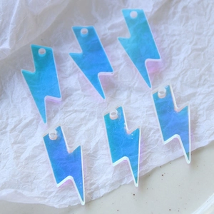 Set di 6 ciondoli a forma di fulmine in acrilico iridescente per gioielli fai da te
