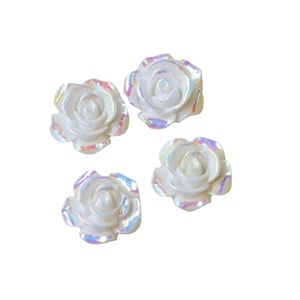 Irisierende cremeweiße Harz-Rosenblüten-Charms für DIY-Schmuck und Haar-Accessoires