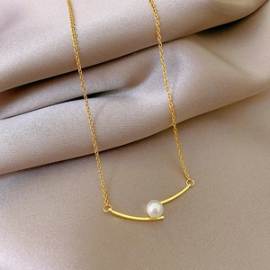 Minimalistische Roestvrijstalen Gouden Kunstparel Ketting Voor Dames Mode Gebogen Bar Hanger Sleutelbeen Ketting Sieraden