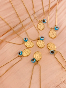 Collana Con Pendente a Moneta Con Lettera Iniziale in Acciaio al Titanio Con Malocchio Blu Catena a Serpente Placcata Oro Gioielli da Donna