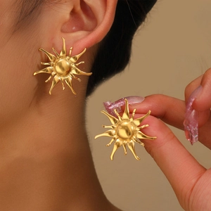 Sunflower Sunburst Stud Earrings Stainless Steel Vintage Fashion Exaggerated Jewelry For Women Daily Wear Accessory