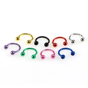 Set di 8 anelli a ferro di cavallo colorati in acciaio inox per piercing naso labbro sopracciglia