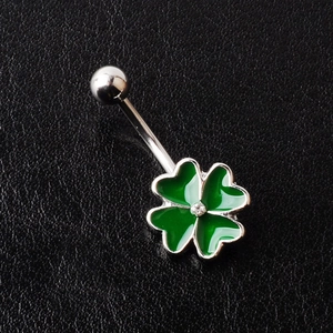Kleeblatt Bauchnabelpiercing aus Edelstahl mit grüner Emaille und glitzerndem Zirkoniastein