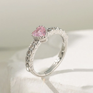 Bague réglable en argent avec zircon rose en forme de cœur et anneau texturé chaîne