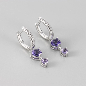 Boucles d'oreilles pendantes en argent S925 avec zircon violet et détails franges