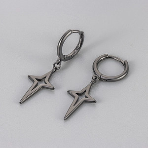 Orecchini a cerchio in argento S925 gunmetal con ciondolo a stella a quattro punte