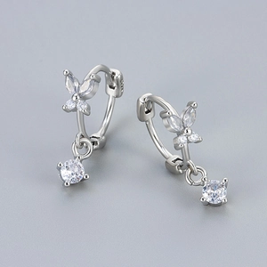 Orecchini a cerchio a farfalla in argento S925 con zirconi micro-pave scintillanti