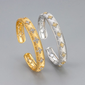 Italy Palace Style Brushed Copper Cuff Bracelet For Women Retro Hollow Clover Design Rhinestone Inlaid Open Bangle Jewelry