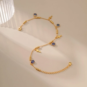 Bracelet de cheville plaqué or 18K avec pendentifs mauvais œil bleu et croix ethnique