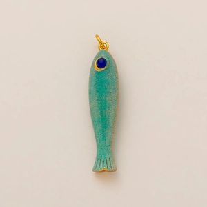 Ciondolo a pesce placcato oro 18K con smalto verde e occhio in pietra blu lucida