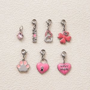 Set pendenti fai-da-te argento con cuori smaltati rosa e tema mamma per collane