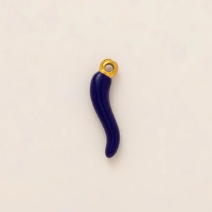Detailed view of Italian cornicello chili pendant with purple enamel and 18K gold plating