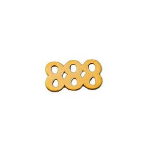 Detailopname van de holle 888 cijferbedel met matte gouden afwerking en gladde ronde randen