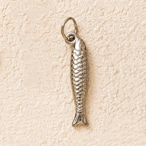Polished silver stainless steel fish pendant with detailed scale textures for jewelry making