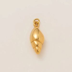 Pendentif en forme de conque en acier inoxydable plaqué or 18 carats avec fini poli