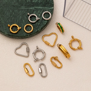 18K gold plated stainless steel sailor clasp and heart carabiner jewelry set