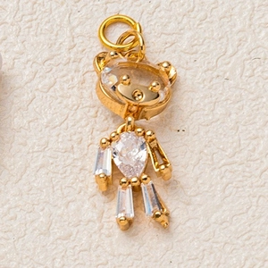 Charming 18K gold teddy bear pendant with round and teardrop-shaped sparkling cubic zirconia
