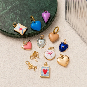 Assortiment de breloques cœur et enveloppe en acier inoxydable doré pour bijoux