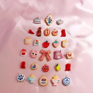 Κολιέ με Μενταγιόν Ψηλοτάκουνα Cupcake από Ανοξείδωτο Ατσάλι 18Κ Επιχρυσωμένο Αδιάβροχο Σμάλτο Στρας DIY Αξεσουάρ Κοσμημάτων για Γυναίκες