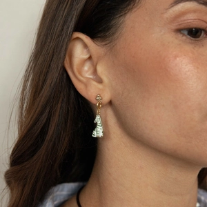 Boucles d'oreilles créoles tendance en acier plaqué or 18K avec pendentif zèbre animal