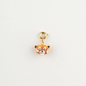 Détail du pendentif panda roux avec fermoir doré 18K et finition émaillée