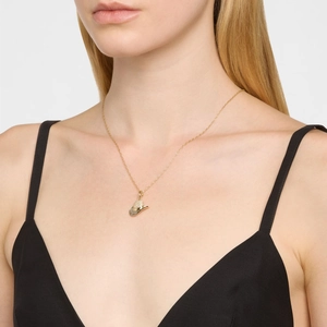 Gold-plated stainless steel cowboy hat pendant necklace with sparkling pavé crystals
