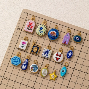 Pendentifs colorés en émail avec œil maléfique, maison et tulipe pour bijoux DIY créatifs