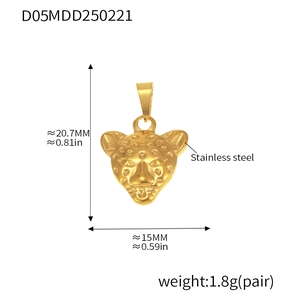 Detail view of gold-plated stainless steel leopard head pendant showing precise measurements