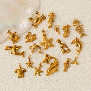 Mode 18K Vergoldet Kupfer Meereslebewesen Anhänger Halskette Für Damen Schildkröte Delphin Seestern Herz Büroklammerkette Schmuck Geschenk