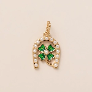 Lucky horseshoe clover pendant necklace in 18K gold with green enamel and white pearls